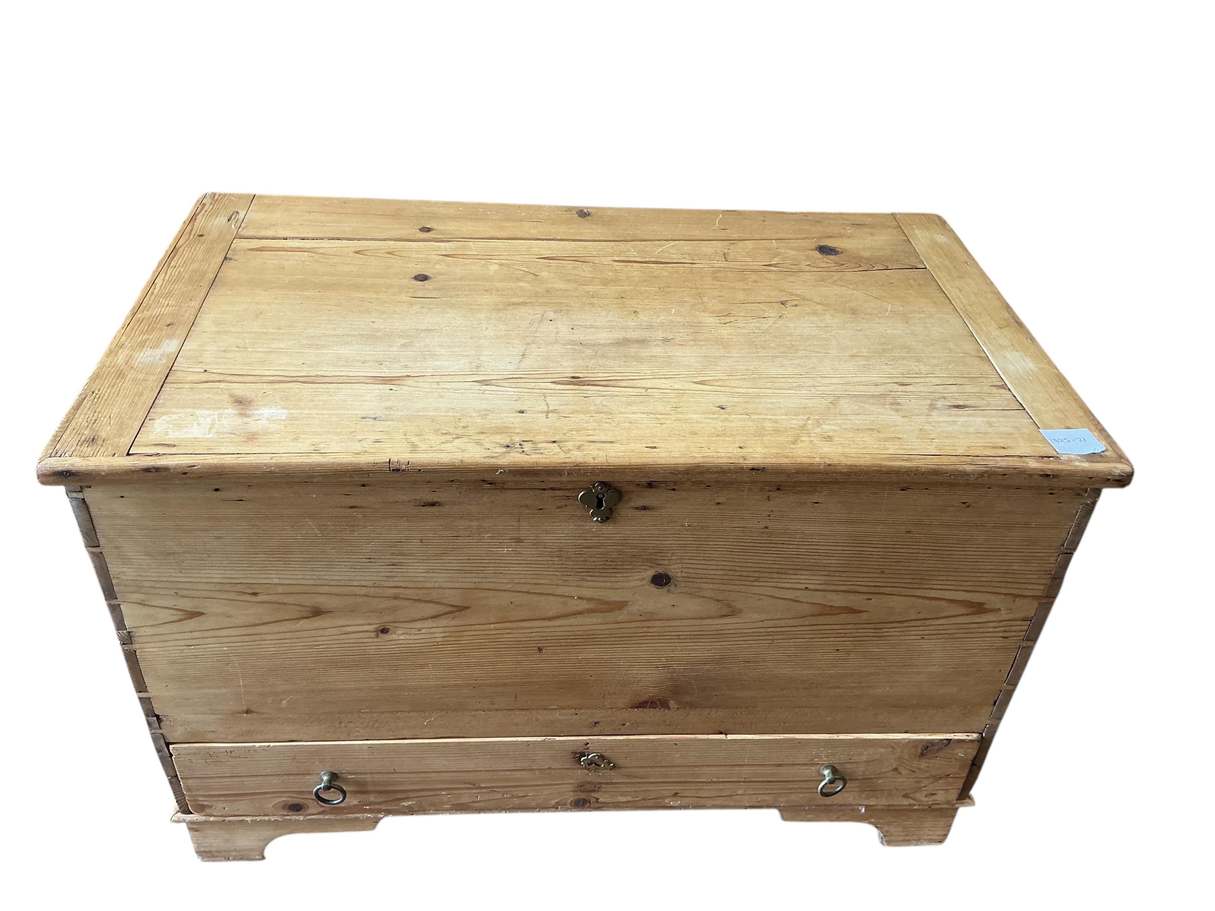 A small 19th century pine mule chest, width 77cm, depth 45cm, height 51cm